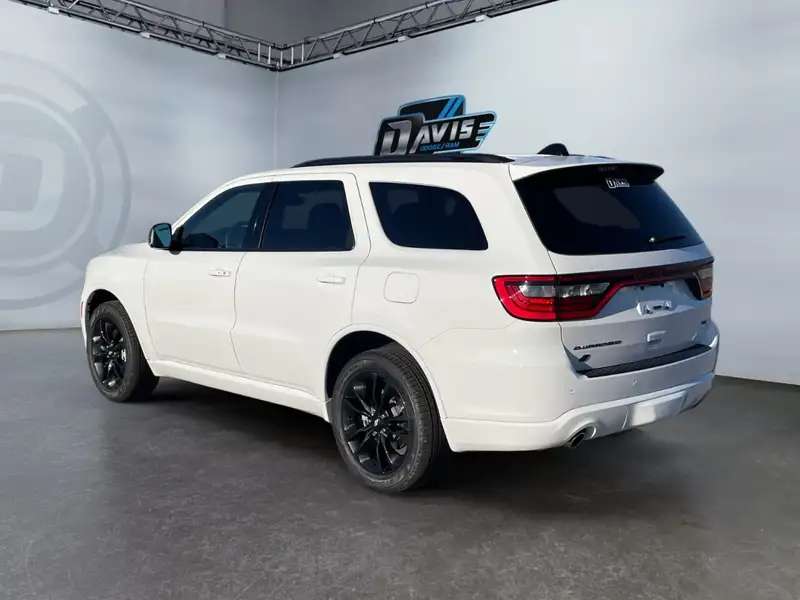 2026 Dodge Durango GT Plus, bílá, 16 km, dovoz Kanada — foto 3 z 12