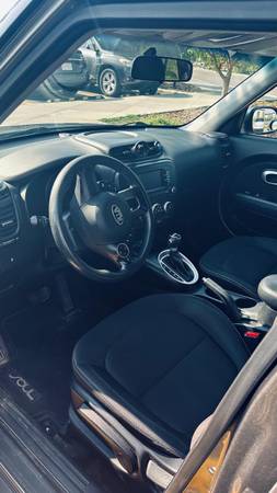 2018 Kia, dovoz Kanada — foto 7 z 7