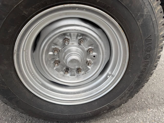 2011 Ford E-Series E 350 E 350 SD, bílá, 185 500 km, dovoz Kanada — foto 4 z 20