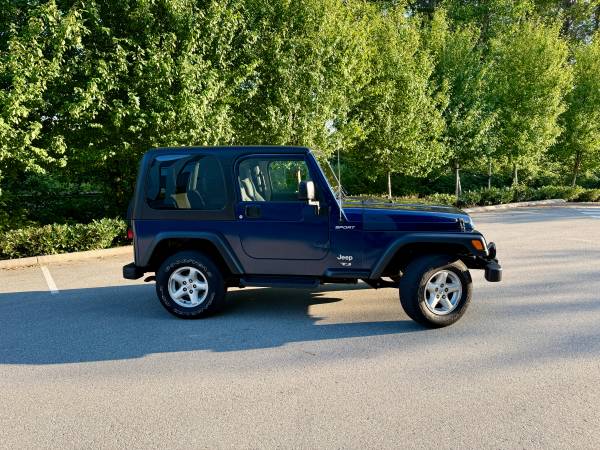 2003 Jeep, dovoz Kanada — foto 3 z 12