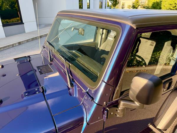2003 Jeep, dovoz Kanada — foto 5 z 12