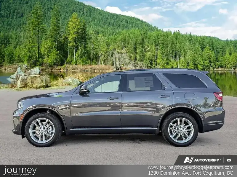 2026 Dodge Durango GT Plus, šedá, 13 km, dovoz Kanada — foto 3 z 12