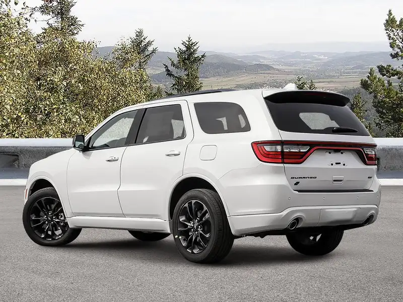 2026 Dodge Durango GT Plus, bílá, dovoz Kanada — foto 4 z 12
