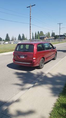 2014 Dodge, dovoz Kanada — foto 5 z 9