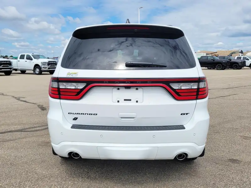 2026 Dodge Durango GT, bílá, 8 km, dovoz Kanada — foto 5 z 12