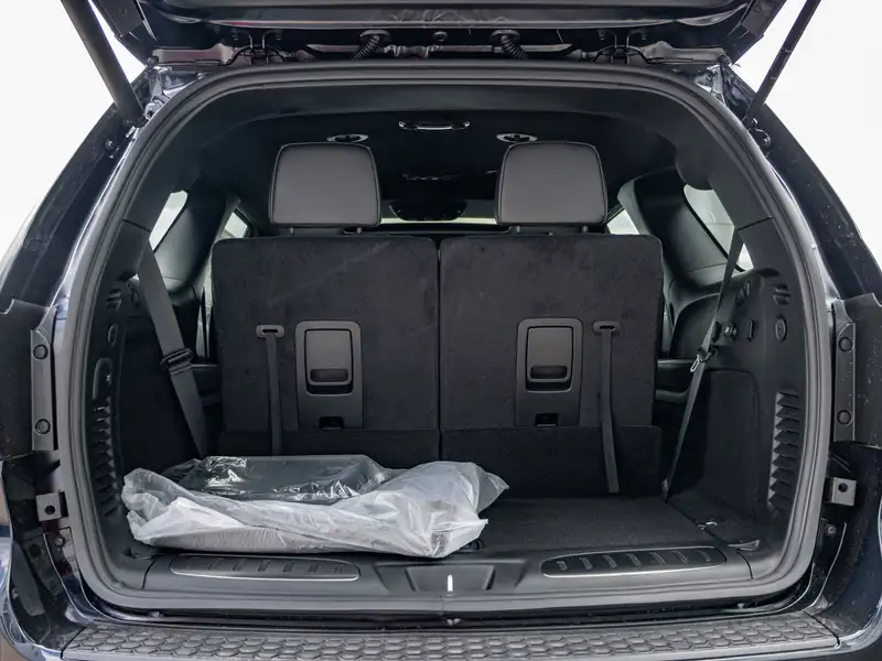 2026 Dodge Durango GT Plus, modrá, dovoz Kanada — foto 9 z 12