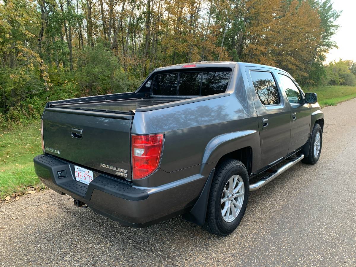2011 Honda, dovoz Kanada — foto 3 z 12