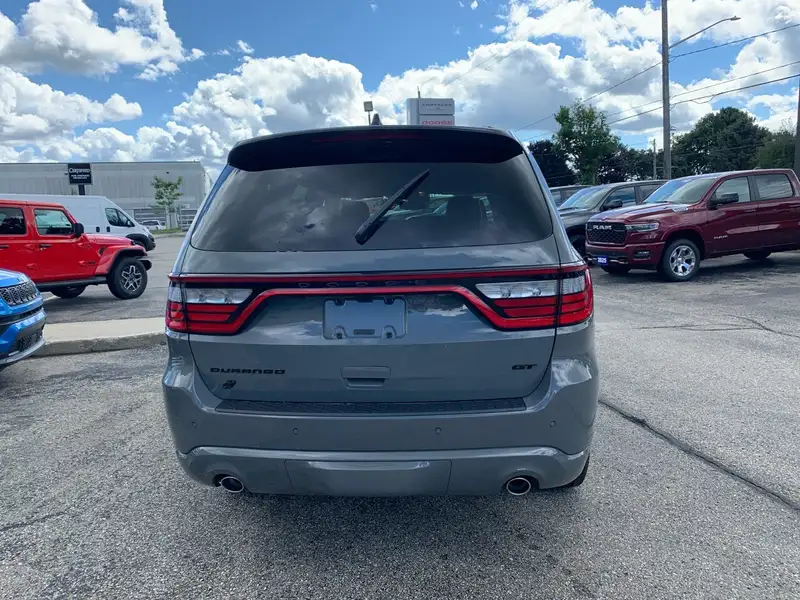 2026 Dodge Durango GT Plus, šedá, 20 km, dovoz Kanada — foto 4 z 12