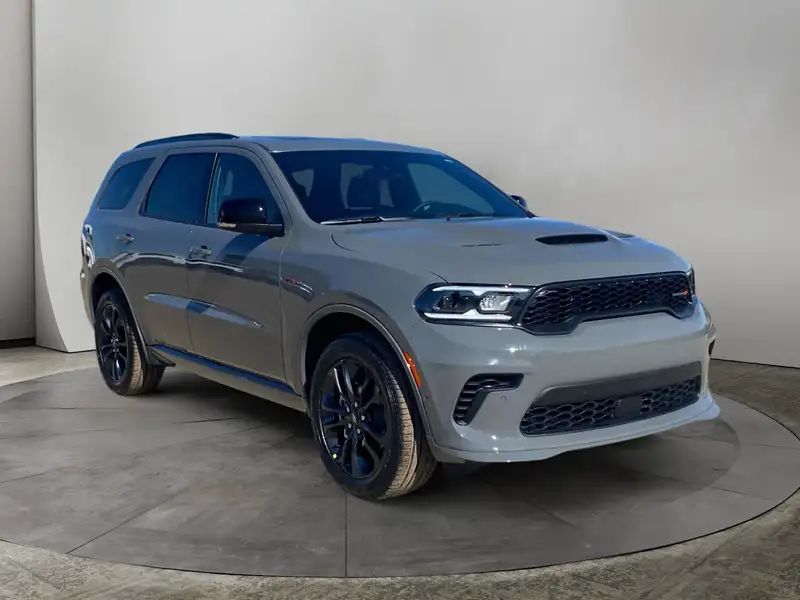 2026 Dodge Durango GT Plus, šedá, dovoz Kanada — foto 7 z 12