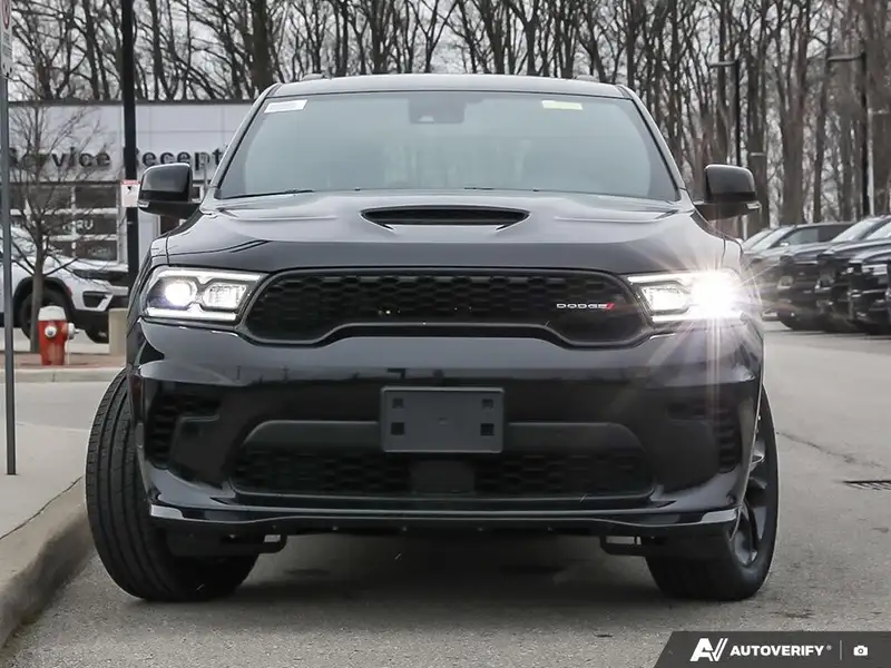 2026 Dodge Durango GT Plus, černá, 10 km, dovoz Kanada — foto 2 z 12