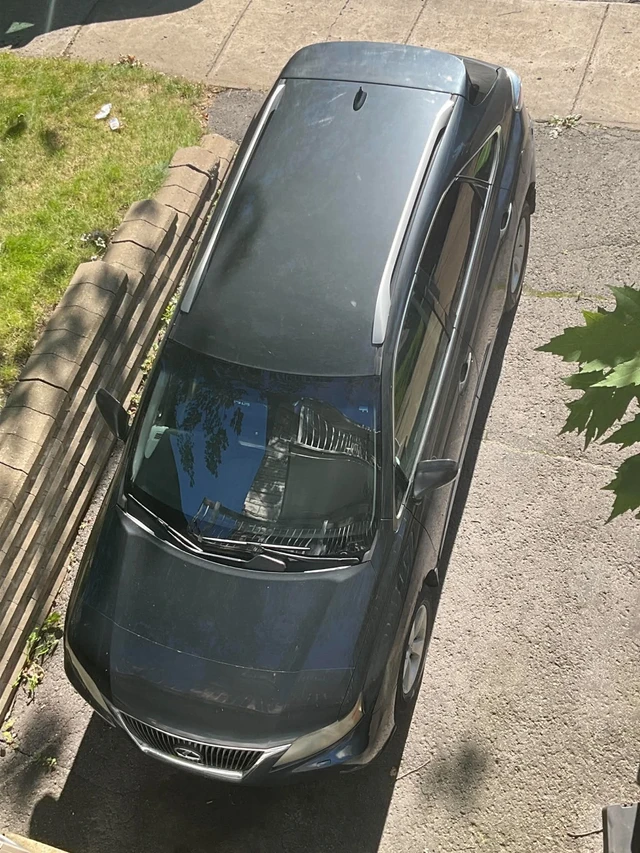 2010 Lexus Rx, 220 000 km, dovoz Kanada — foto 2 z 4