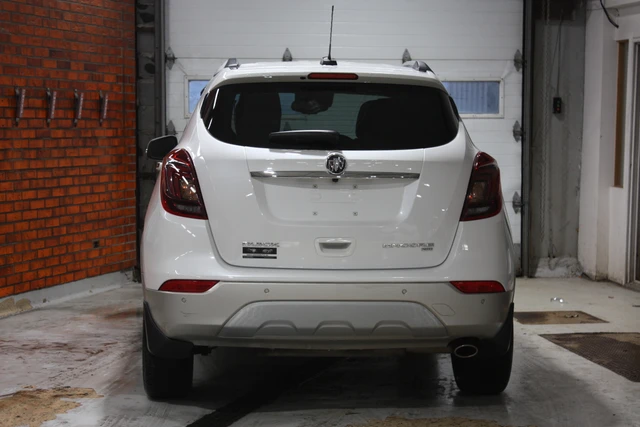 2017 Buick Encore Premium, 127 000 km, dovoz Kanada — foto 5 z 5