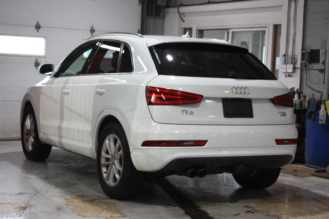 2015 Audi Q3 Technik, 150 000 km, dovoz Kanada — foto 4 z 5