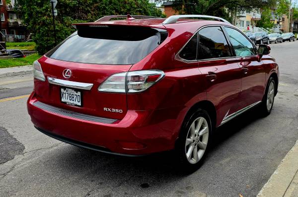 Lexus, dovoz Kanada — foto 3 z 11