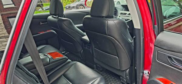 Lexus, dovoz Kanada — foto 6 z 11