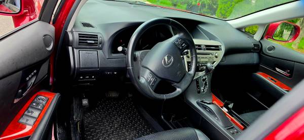Lexus, dovoz Kanada — foto 9 z 11