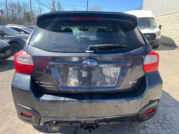 2015 Subaru, dovoz Kanada — foto 5 z 12