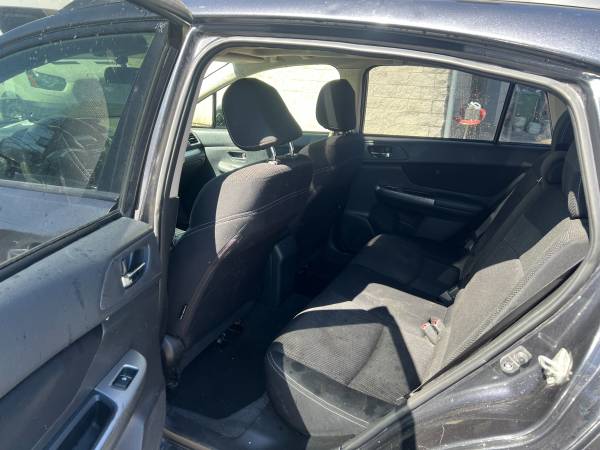 2015 Subaru, dovoz Kanada — foto 9 z 12