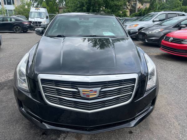 2015 Cadillac, dovoz Kanada — foto 2 z 12