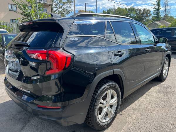 2019 GMC, dovoz Kanada — foto 4 z 12