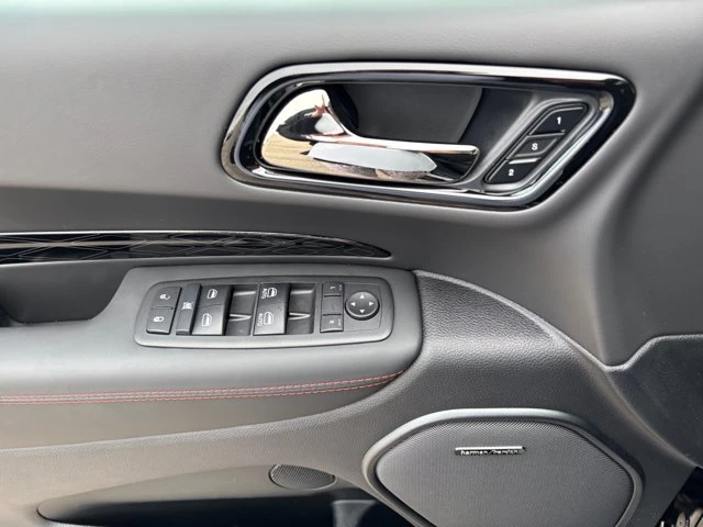 2027 Dodge Durango GT Plus, černá, 25 km, dovoz Kanada — foto 11 z 20