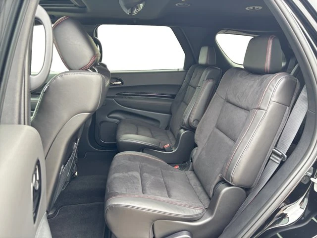 2027 Dodge Durango GT Plus, černá, 25 km, dovoz Kanada — foto 16 z 20