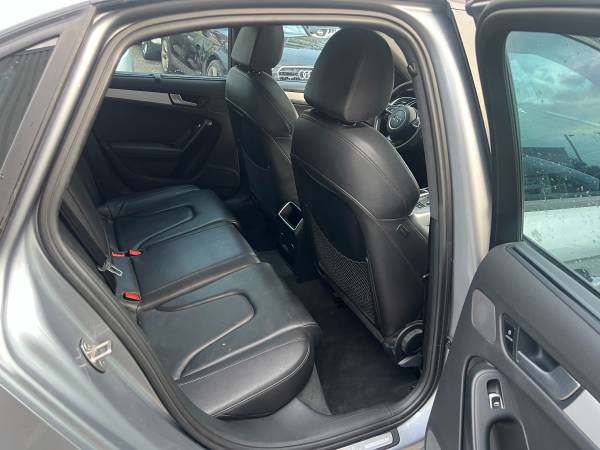 2015 Audi, dovoz Kanada — foto 10 z 12