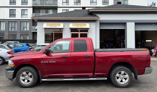 2012 RAM 1500 ST, 207 521 km, dovoz Kanada — foto 3 z 5