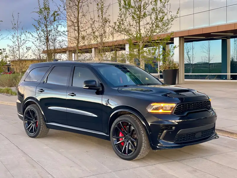 2021 Dodge Durango SRT Hellcat, černá, 88 000 km, dovoz Kanada — foto 3 z 12