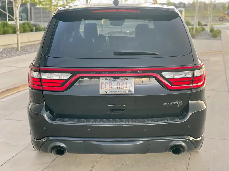 2021 Dodge Durango SRT Hellcat, černá, 88 000 km, dovoz Kanada — foto 7 z 12