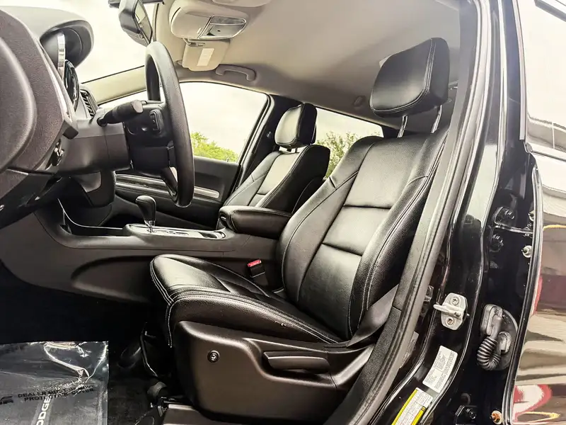 2012 Dodge Durango SXT, černá, 188 562 km, dovoz Kanada — foto 9 z 12
