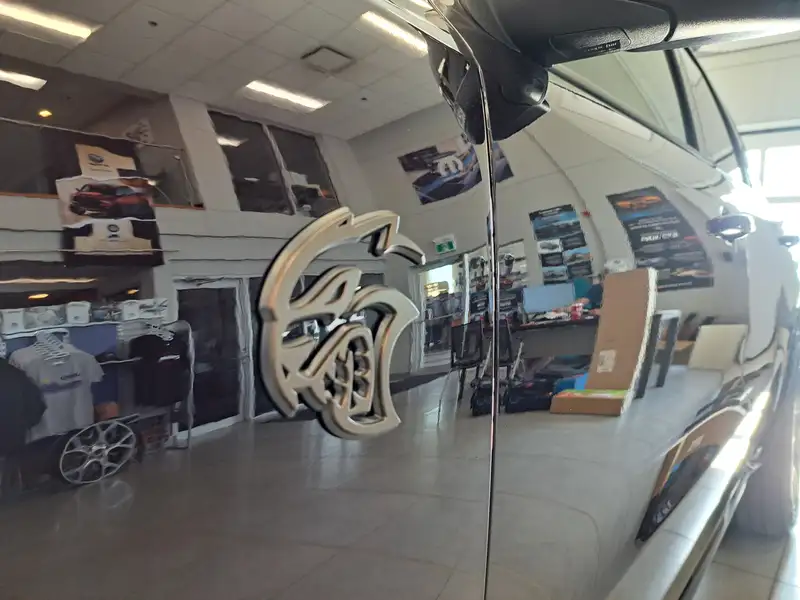 2025 Dodge Durango HELLCAT | BRASS MONKEY, červená, 76 km, dovoz Kanada — foto 12 z 12