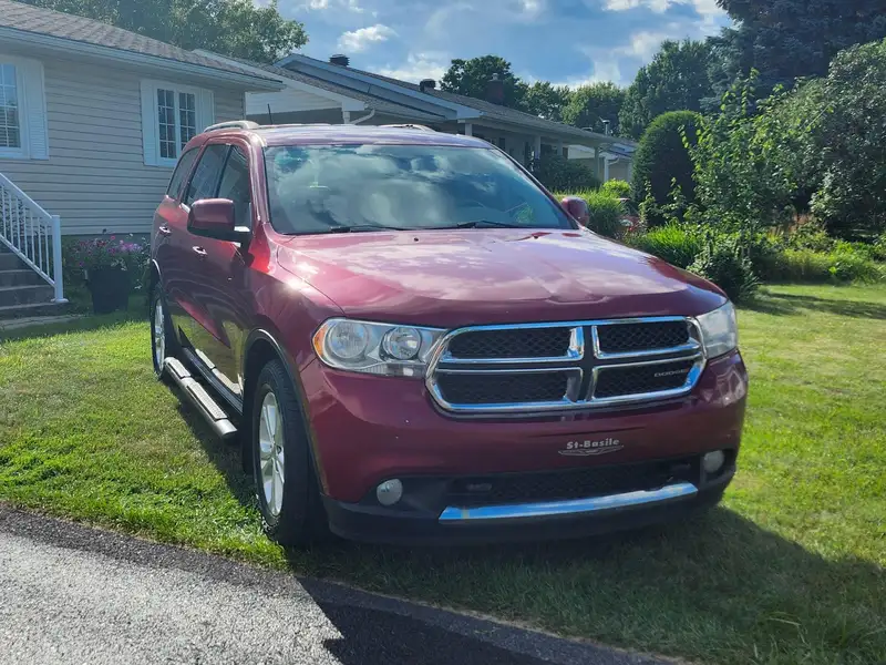 2013 Dodge Durango SXT, červená, 182 000 km, dovoz Kanada — foto 3 z 12