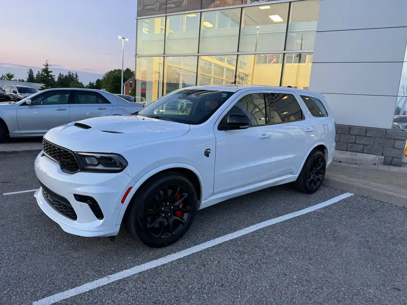 2024 Dodge Durango SRT Hellcat Premium, bílá, 31 500 km, dovoz Kanada — foto 3 z 12