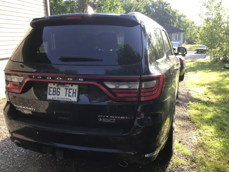 2016 Dodge Durango Citadel, černá, 73 469 km, dovoz Kanada — foto 4 z 9