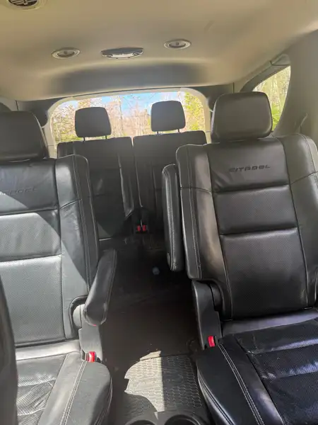 2016 Dodge Durango Citadel, šedá, 268 000 km, dovoz Kanada — foto 4 z 6