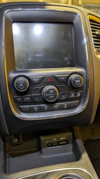 2016 Dodge Durango AWD 4dr Citadel, bílá, 224 000 km, dovoz Kanada — foto 10 z 12