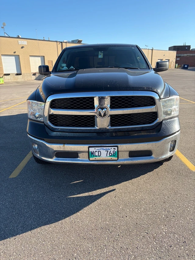 2017 RAM 1500 SLT, 214 000 km, dovoz Kanada — foto 3 z 5