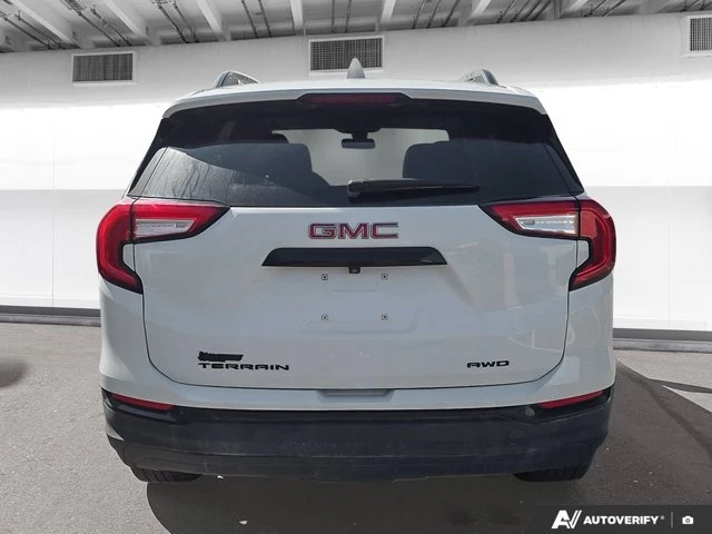 2024 GMC Terrain SLE, 64 683 km, dovoz Kanada — foto 5 z 20