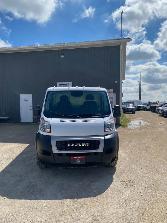 2022 RAM ProMaster, bílá, 177 000 km, dovoz Kanada — foto 2 z 5