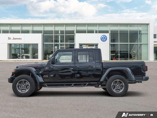 2022 Jeep Gladiator Rubicon | NAVIGATION | LEATHER |, černá, 83 271 km, dovoz Kanada — foto 2 z 20