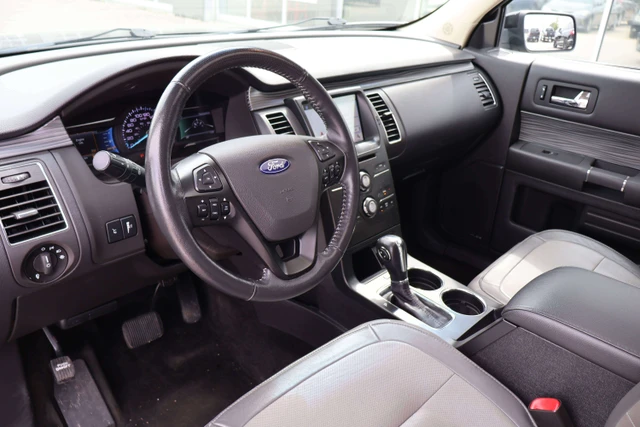 2018 Ford Flex SEL, černá, 91 952 km, dovoz Kanada — foto 2 z 20