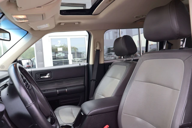 2018 Ford Flex SEL, černá, 91 952 km, dovoz Kanada — foto 7 z 20