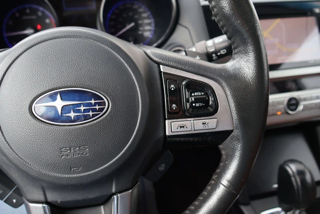 2017 Subaru Outback Premier Tech Pkg, bílá, 138 569 km, dovoz Kanada — foto 11 z 20