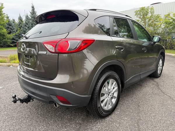 2016 Mazda, dovoz Kanada — foto 10 z 11