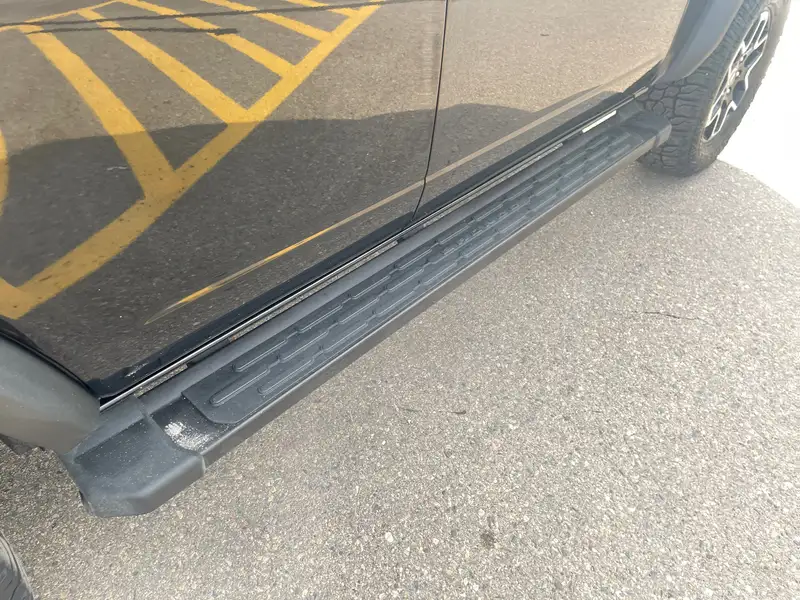 2025 Ford Bronco BASE, černá, 42 463 km, dovoz Kanada — foto 11 z 12