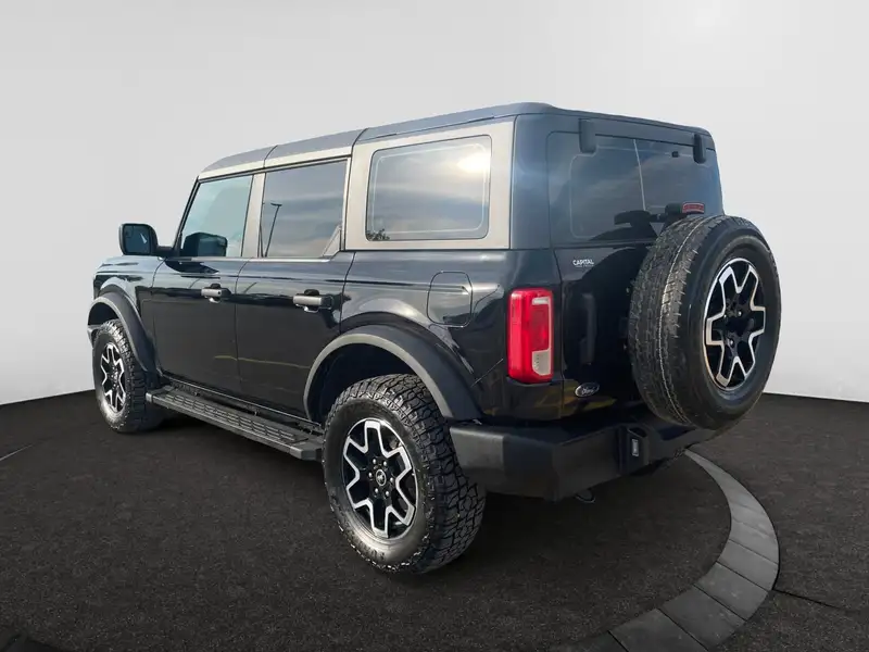 2025 Ford Bronco BASE, černá, 42 463 km, dovoz Kanada — foto 3 z 12