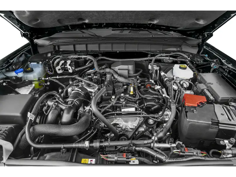 2023 Ford Bronco Outer Banks, bílá, 48 700 km, dovoz Kanada — foto 2 z 2