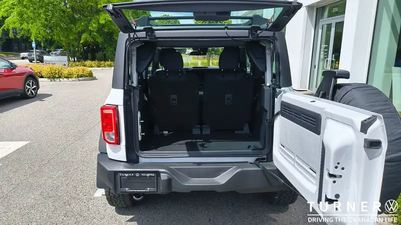 2022 Ford Bronco Base, 14 193 km, dovoz Kanada — foto 11 z 12