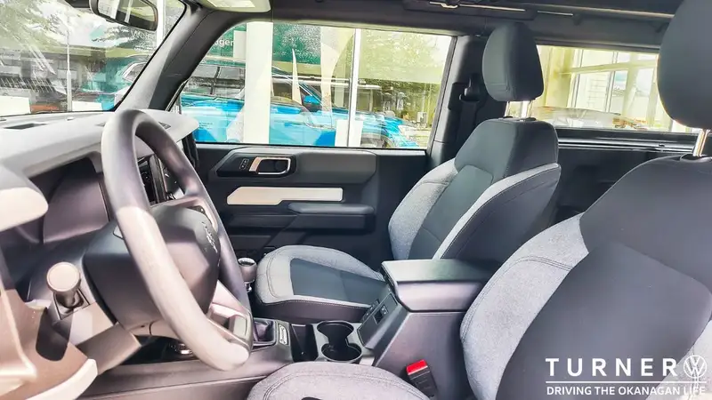 2022 Ford Bronco Base, 14 193 km, dovoz Kanada — foto 7 z 12